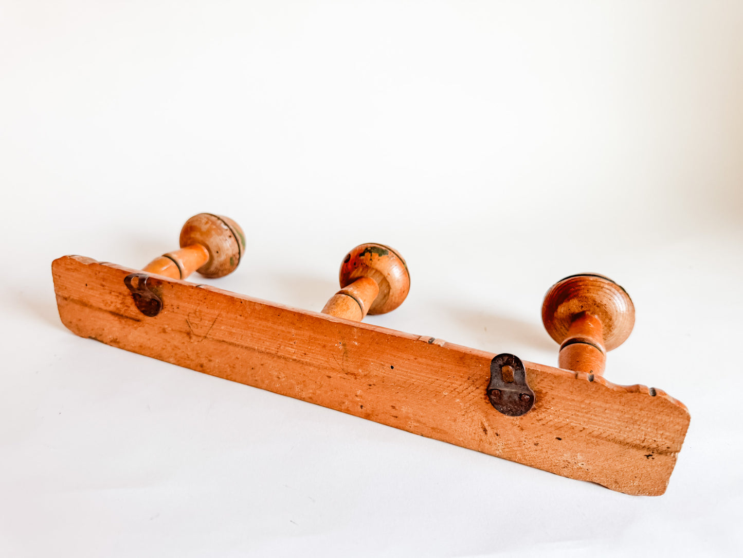 3-Peg Vintage Wooden Wall Hooks