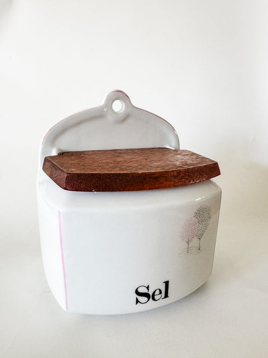 Apilco Salt Box With Wooden Lid