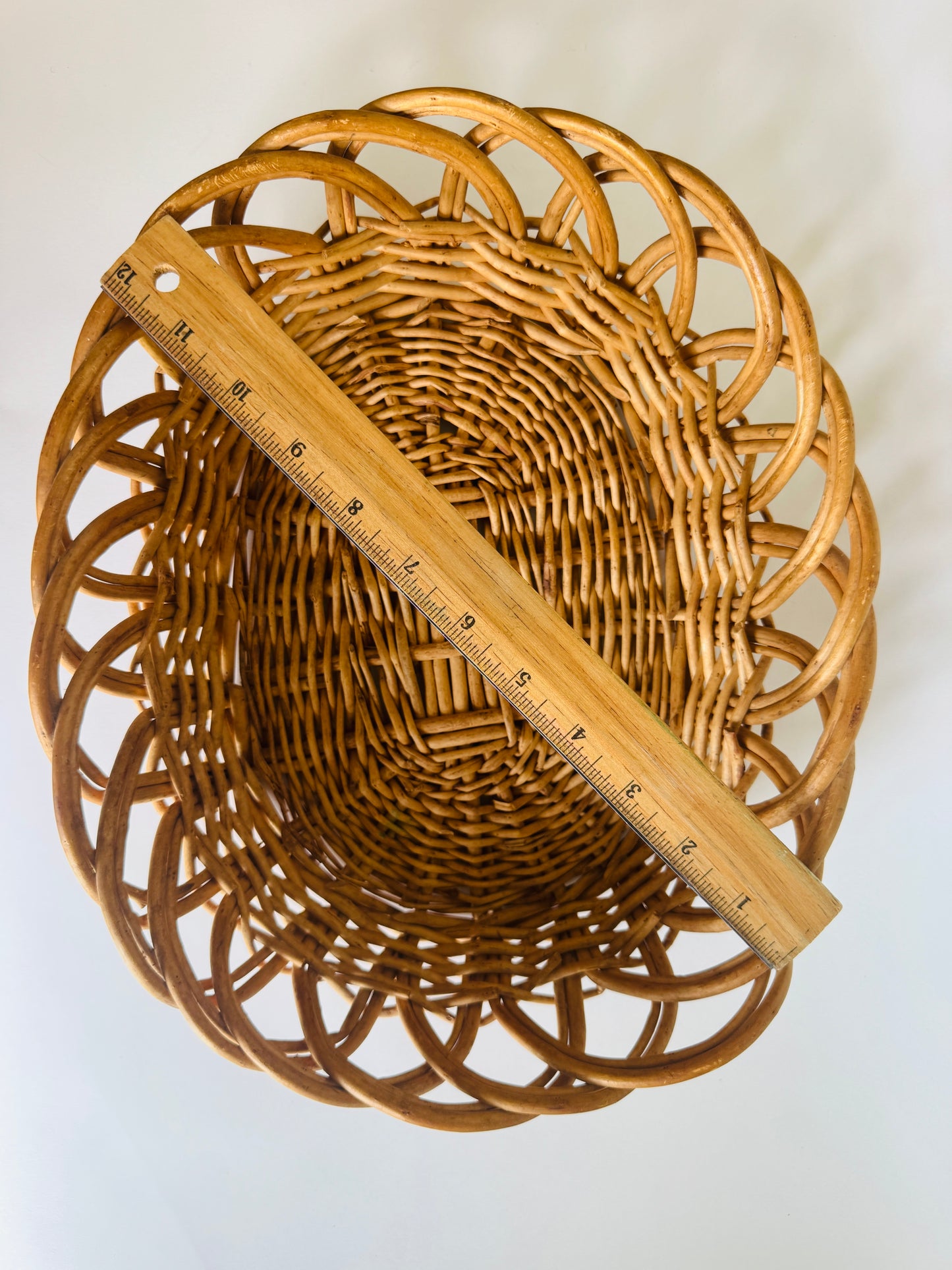Vintage French Woven Wicker Bread Basket with Scalloped Rim (oval)
