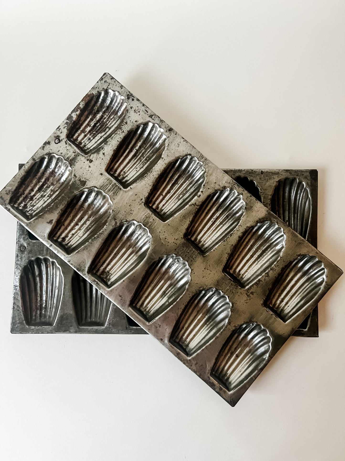 Vintage French Madeleine Pan (Moule a Madeleines)