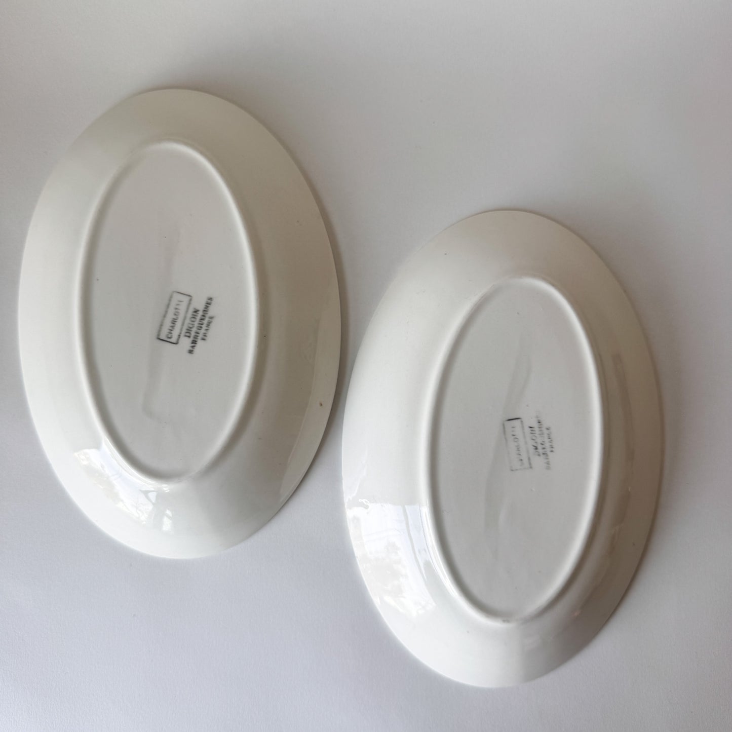 Small Oval Dish With Magenta Flower in the Middle (sold individually)