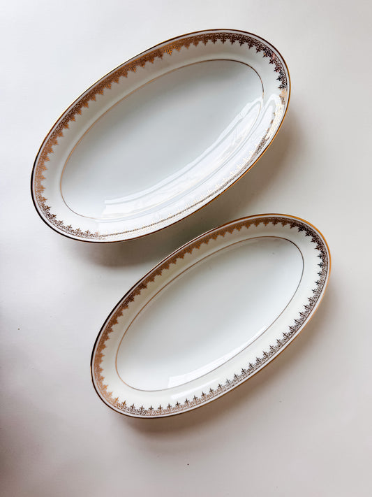 Chastagner & Cie Oval Appetizer Dish With Gold Design Around the Rim