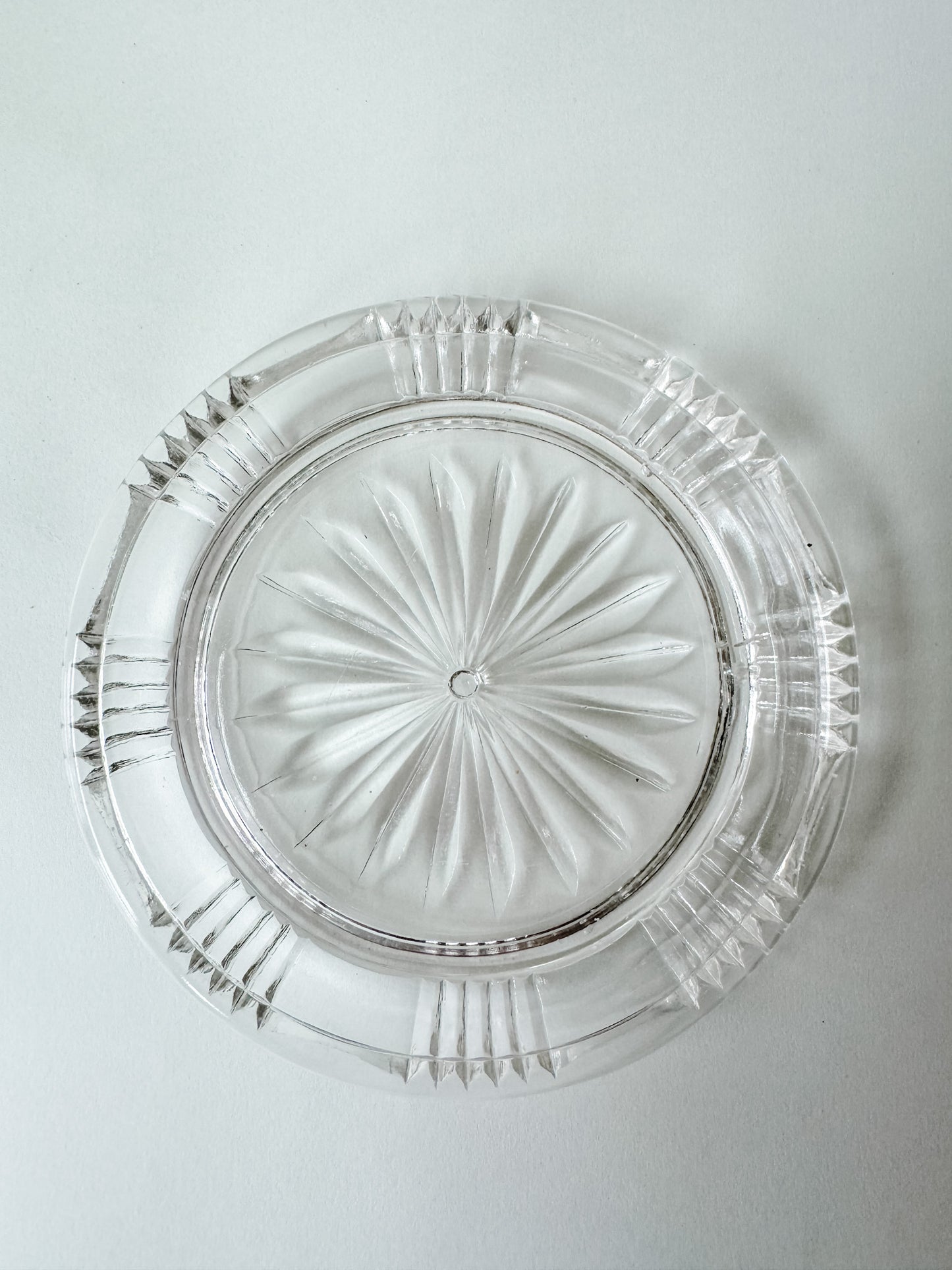 Round Shallow French Crystal Ashtray