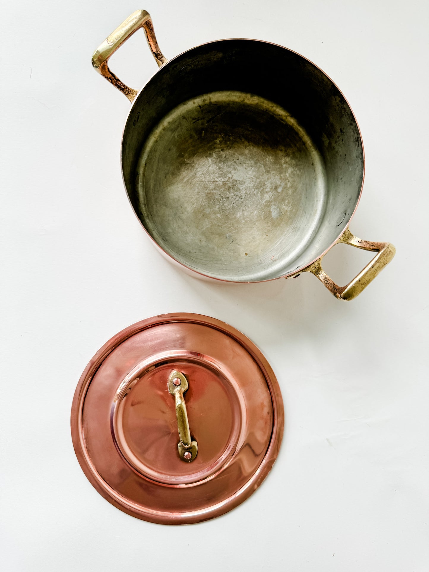 Small Round Copper Casserole Pan With Brass Handles and Flat Lid