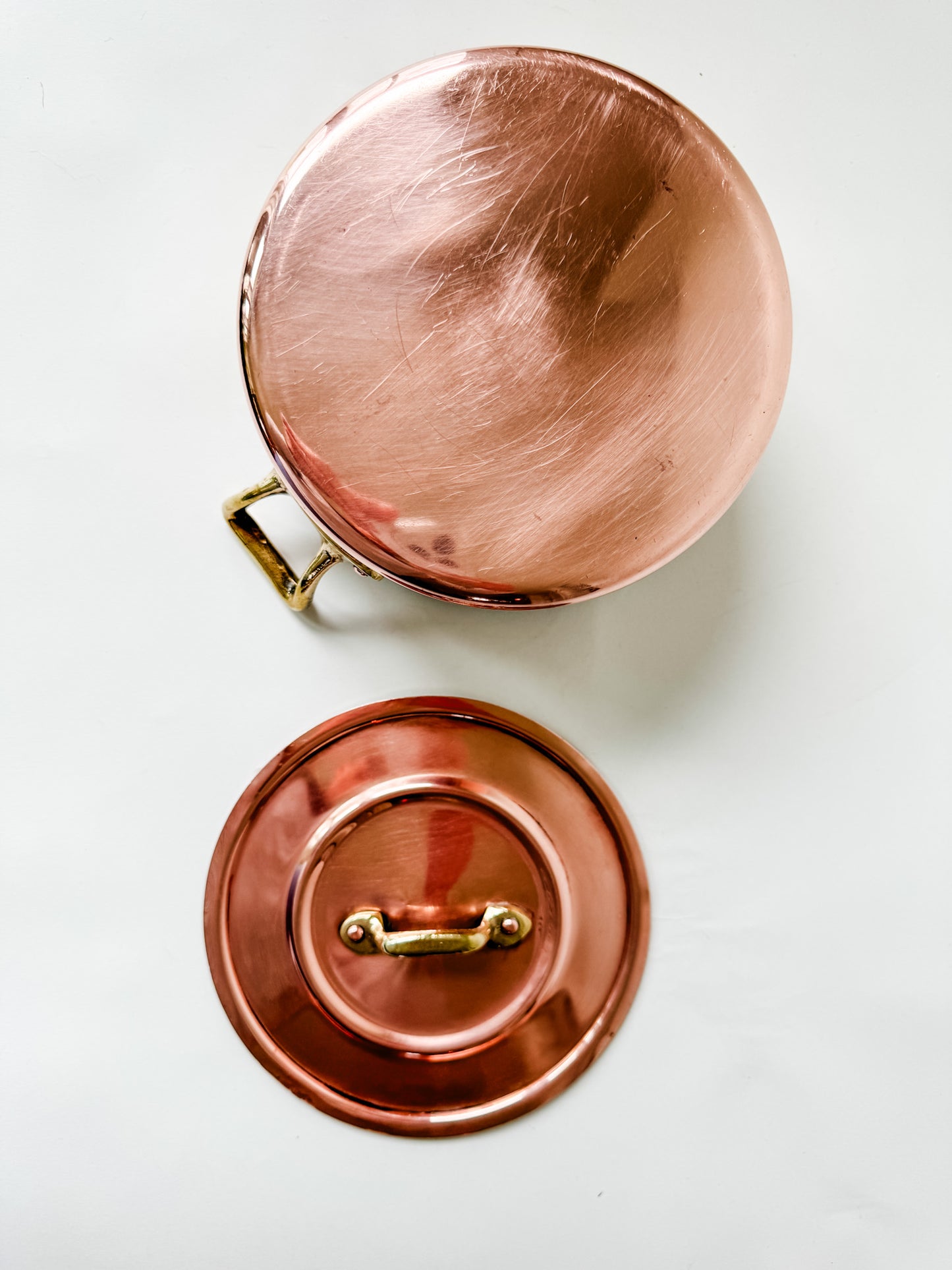 Small Round Copper Casserole Pan With Brass Handles and Flat Lid