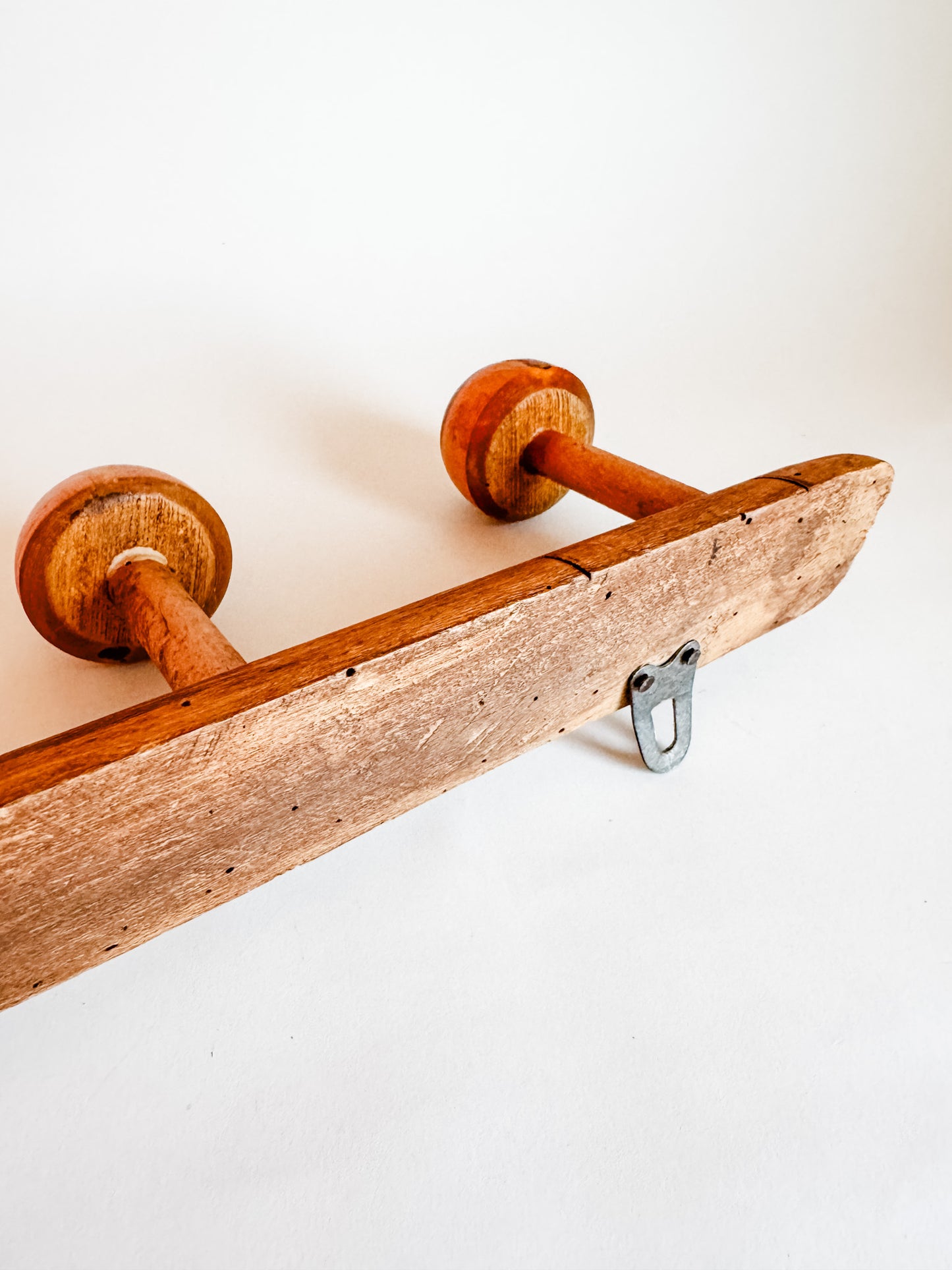 6-Peg Vintage Wooden Wall Hooks
