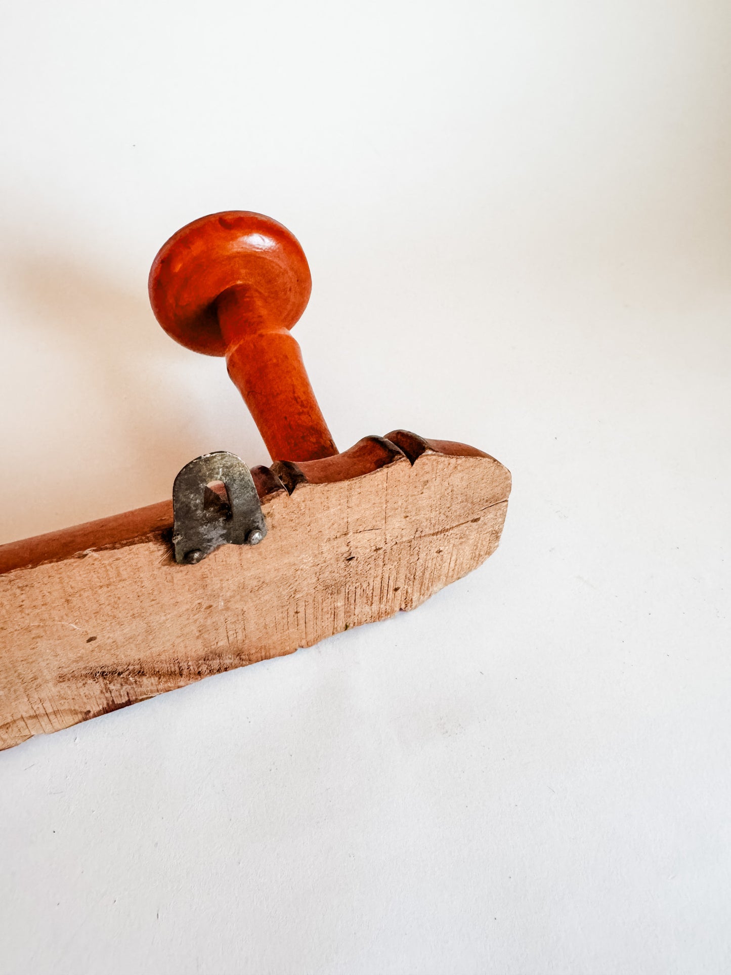 3-Peg Vintage Wooden Wall Hooks