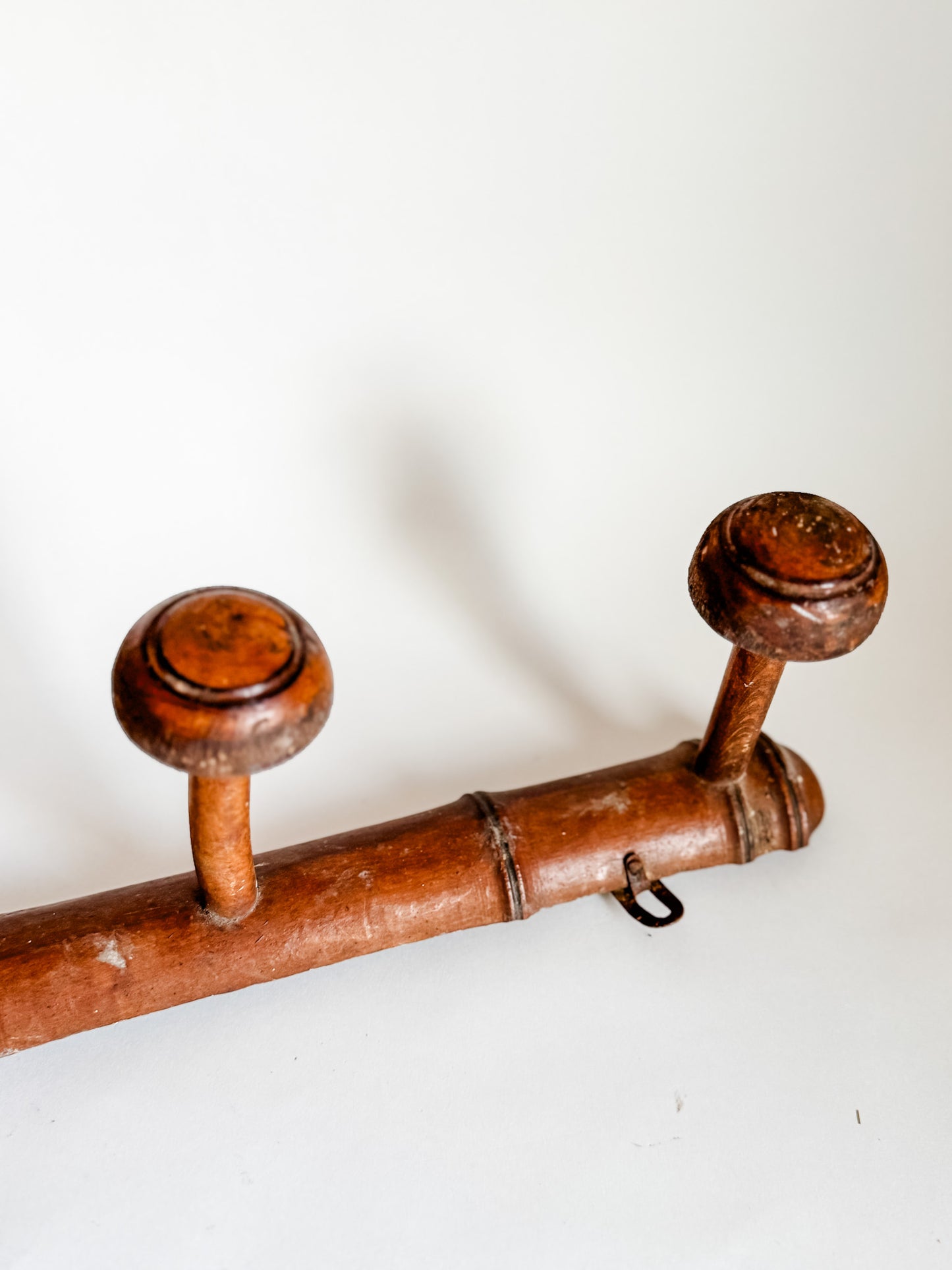 5-Peg Vintage Wooden Wall Hooks