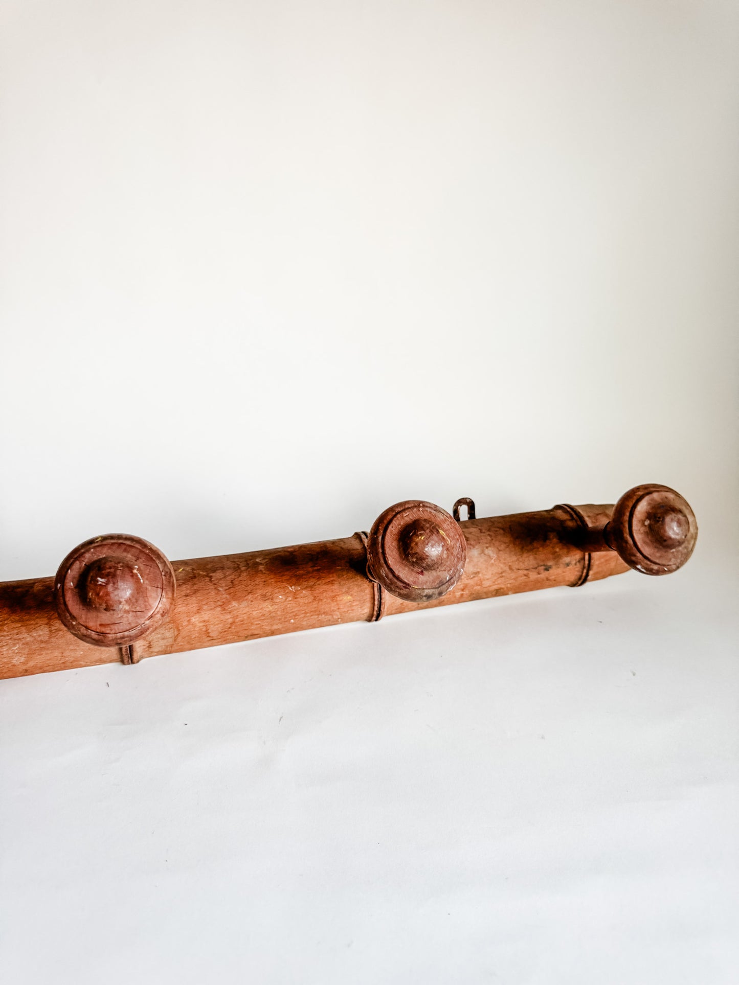 5-Peg Vintage Wooden Wall Hooks